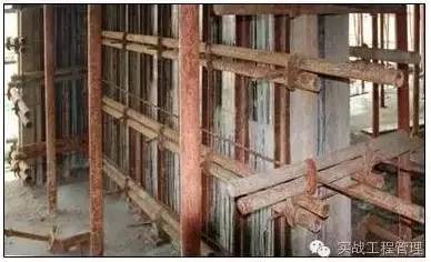 建筑模板尺寸规格_规格模板尺寸建筑标准_建筑模板尺寸规格表示方式